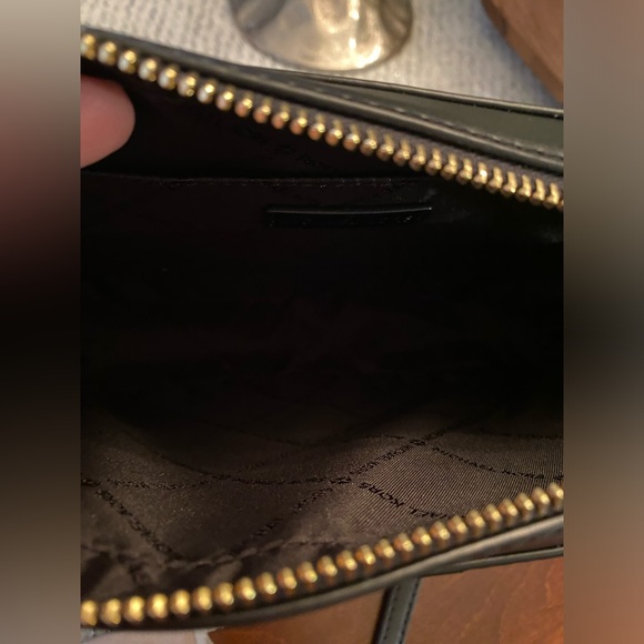 NWT! Michael Kors Jet Set Zip Crossbody Bag - Picture 6 of 16